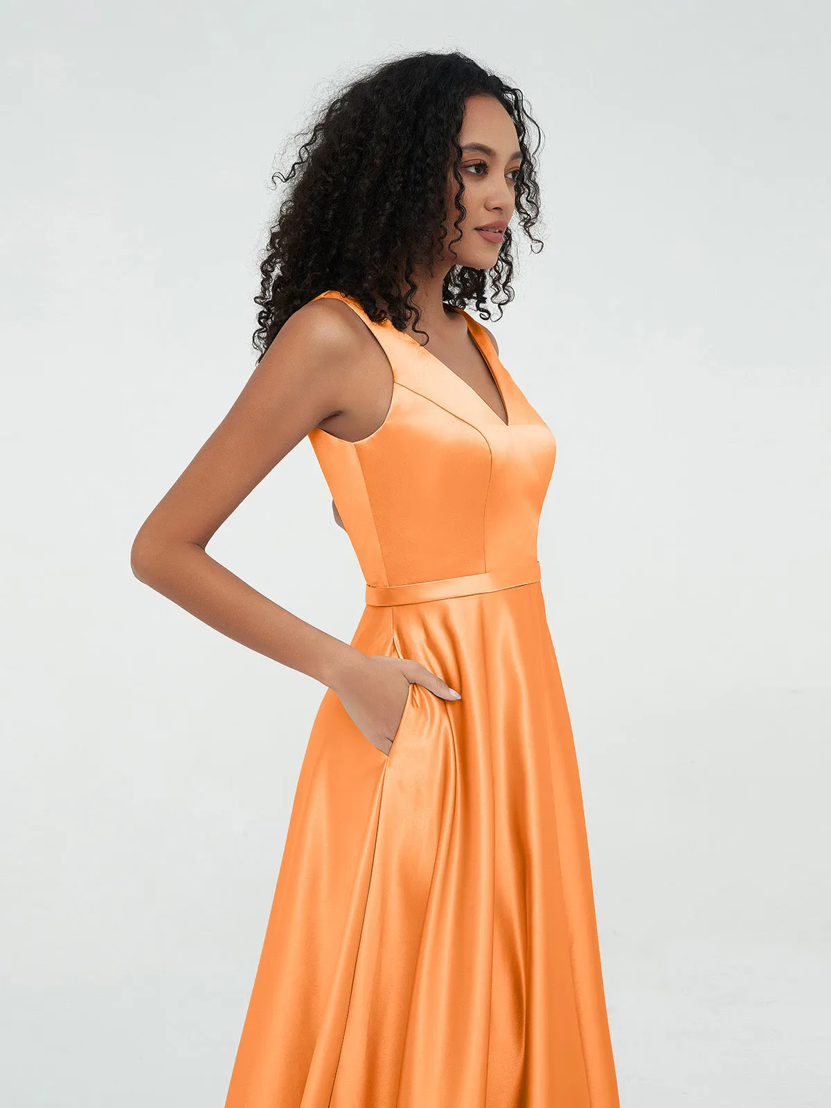 A-ligne Robes Maxi à Col en V en Satin avec Poches Orange Grande Taille