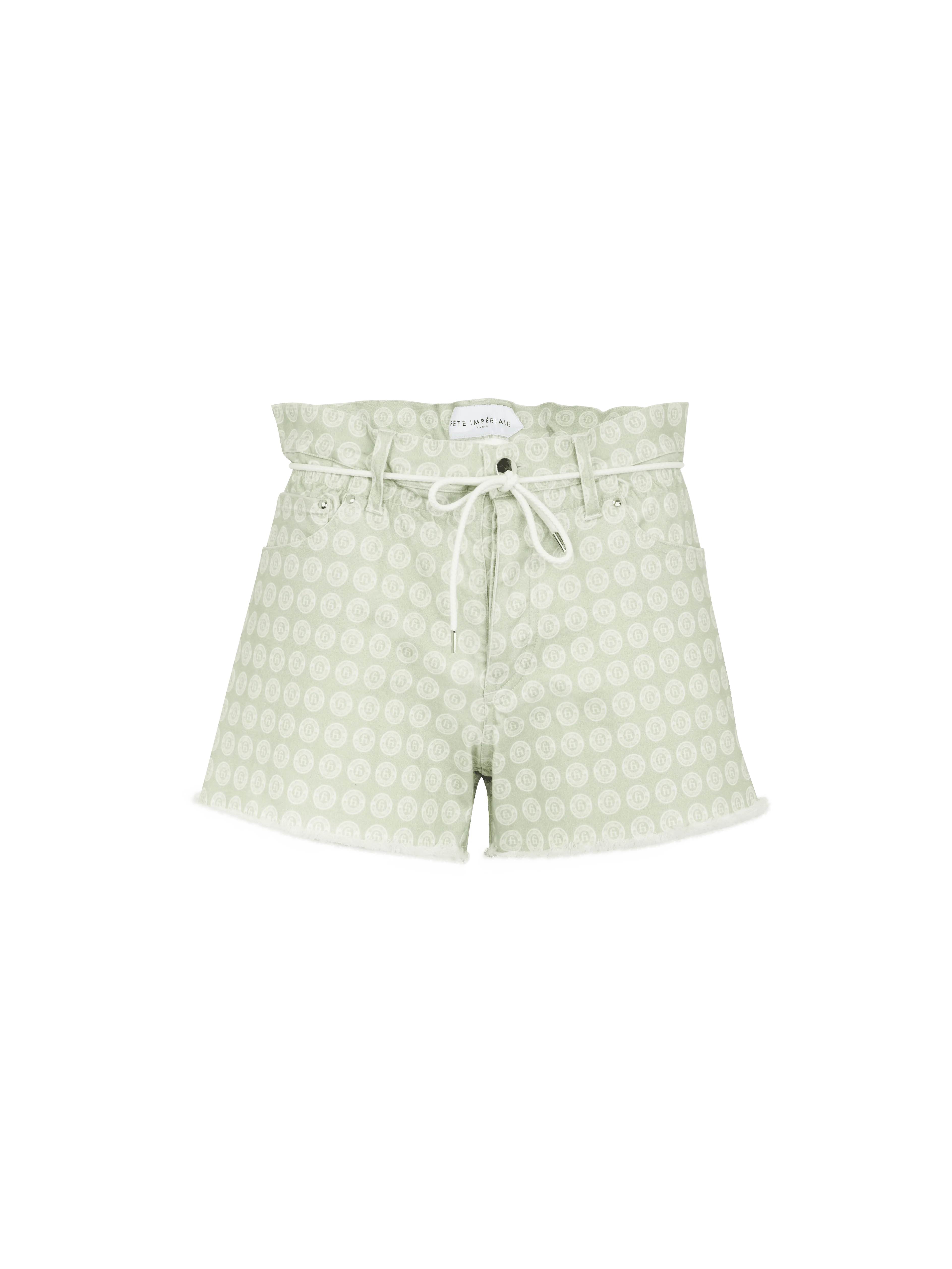 ANDREA - Short taille haute en toile de coton vert céladon imprimé blason blanc