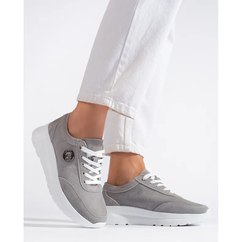 Chaussures de sport en cuir gris