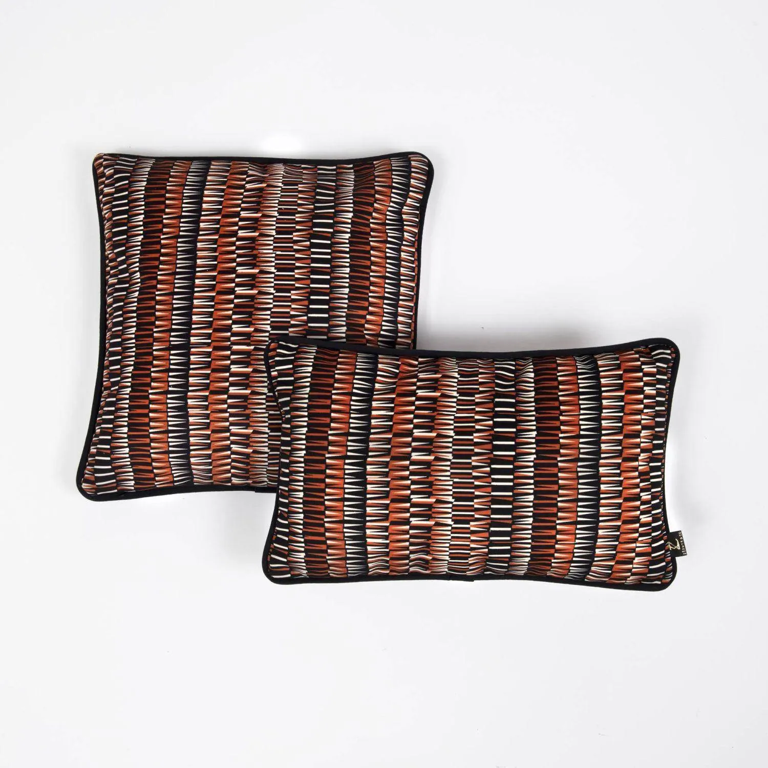 Housse de coussin en velours avec passepoil motif Milano Africain - ZéphyrAndCo