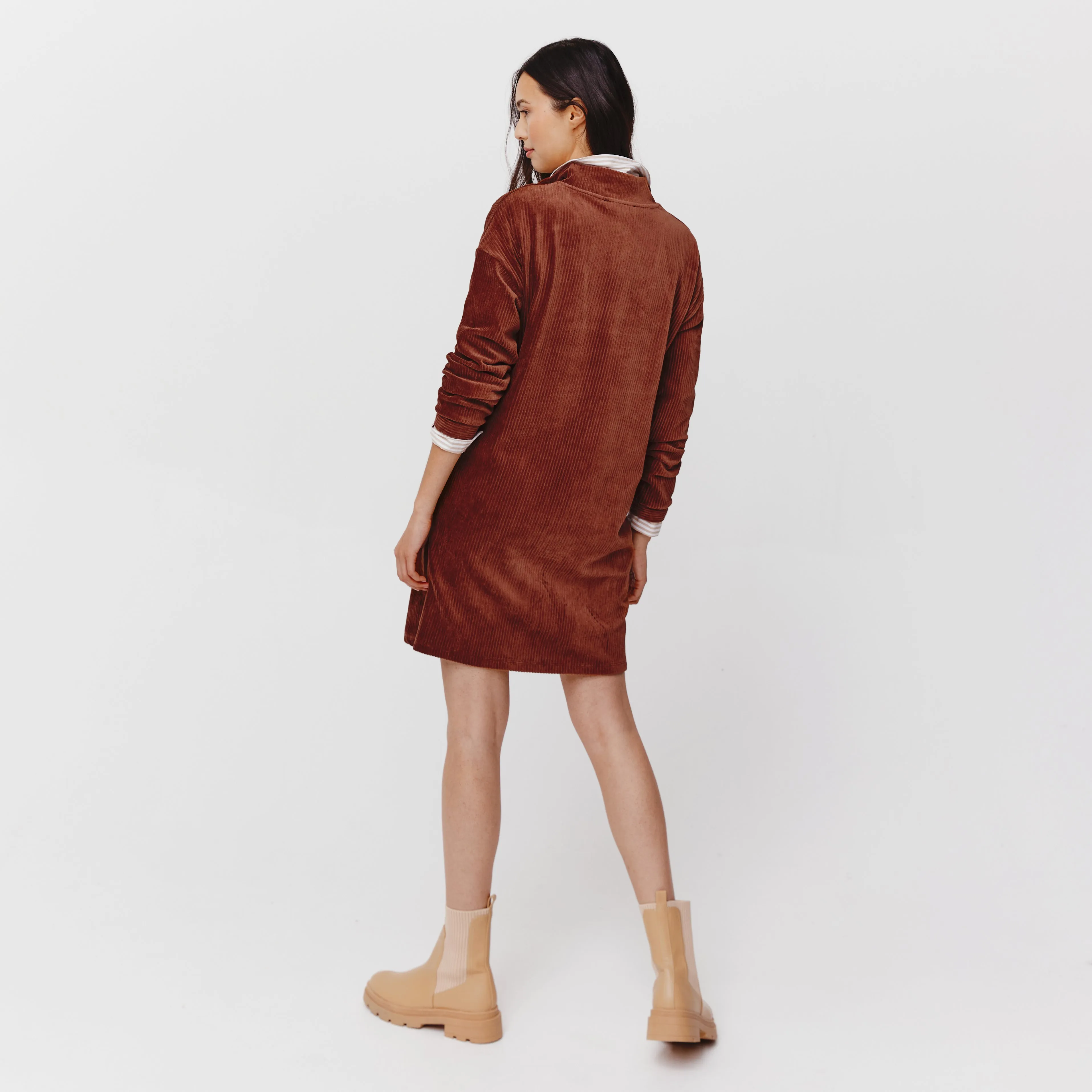 Robe en velours côtelé - Cognac